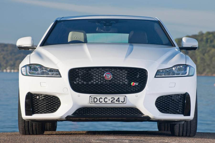  Jaguar XF S 2016 года  (AU) (фото 17 из 31)